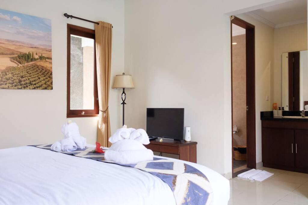 Villa Akmali Berawa - 3 Bedrooms Чангу Экстерьер фото