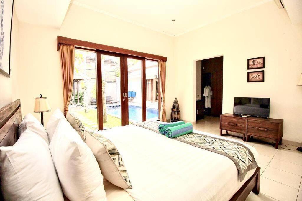 Villa Akmali Berawa - 3 Bedrooms Чангу Экстерьер фото